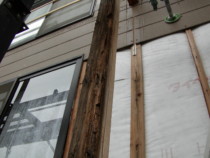 漏水による木材の腐食 漏水による木材の腐食