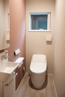 新築モデルハウス HIGH-CLASS Sakuranamikiの家 トイレ