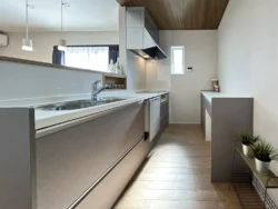 東新クラフト HIGH CLASS LIGHT 東新町の家 新築住宅販売いたします 展示中の家具もお付けします! 東新クラフト HIGH CLASS LIGHT 東新町の家 新築住宅販売いたします 展示中の家具もお付けします!【建売住宅】【BELS認証/星3】 #新潟 #新発田 #新発田市東新町 #新築住宅 #建売